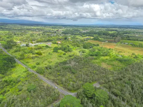 17-450 Kuauli Road Kurtistown HI 96760