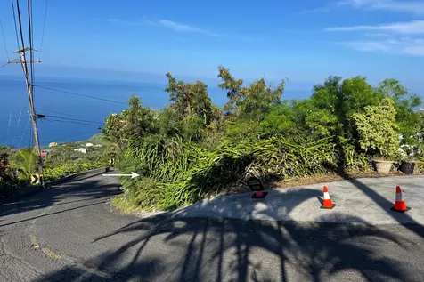 87-435 Kaohe Road Captain Cook HI 96704