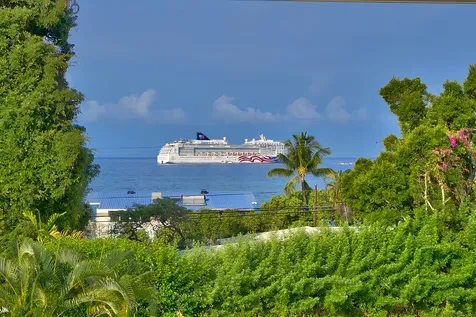 75-5919 Alii Drive Kailua-kona HI 96740