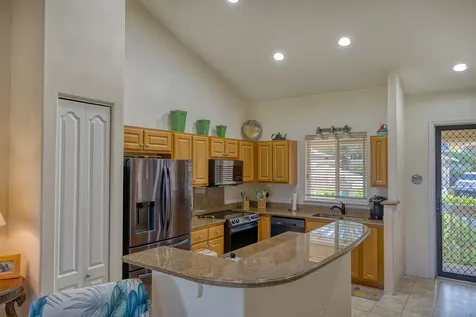 75-5919 Alii Drive Kailua-kona HI 96740