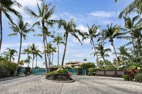 69-1033 Nawahine Place Waikoloa HI 96738