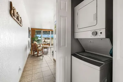 75-5888 Alii Drive Kailua-kona HI 96740