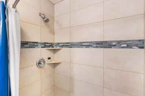 75-5888 Alii Drive Kailua-kona HI 96740