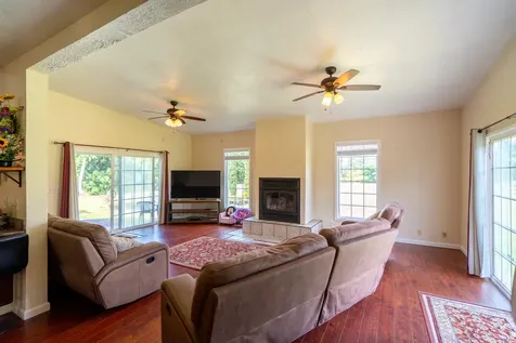 17-4044 South Road Kurtistown HI 96760