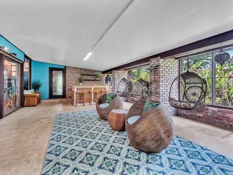 1403 Wailuku Drive Hilo HI 96720