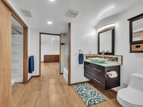 1403 Wailuku Drive Hilo HI 96720