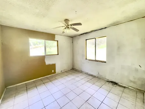 83-5586 Hawaii Belt Road Captain Cook HI 96704