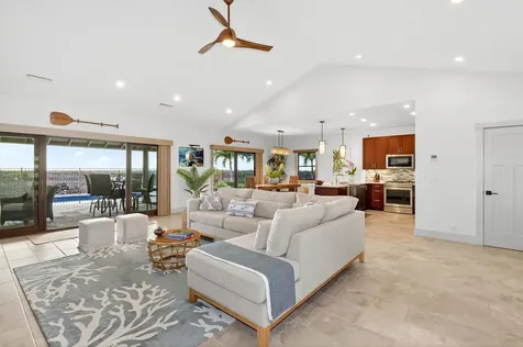 69-9259 Ainamalu Street Waikoloa HI 96738