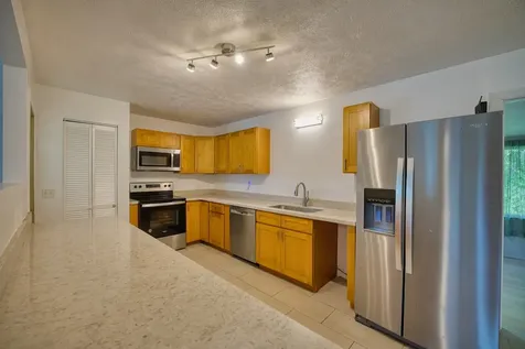 1594 Kaunala Place Hilo HI 96720