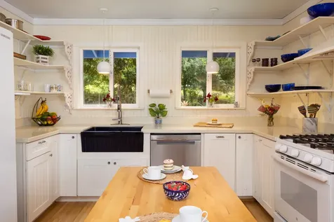 45-1006 Kalehua Road Honokaa HI 96727