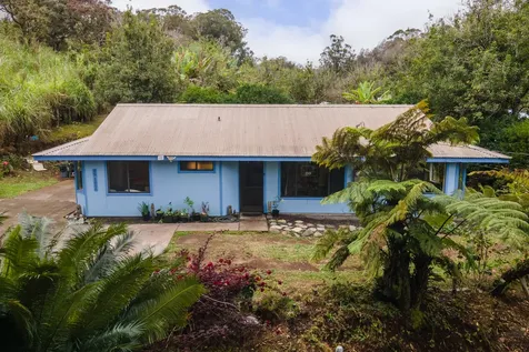 45-1006 Kalehua Road Honokaa HI 96727