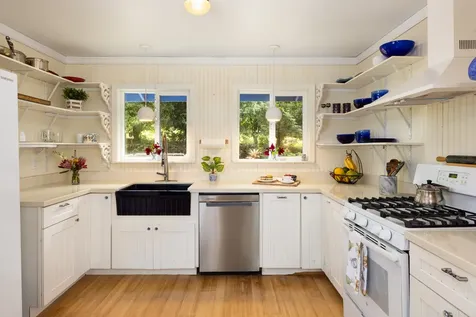 45-1006 Kalehua Road Honokaa HI 96727