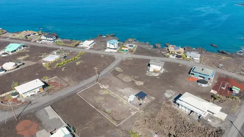 88-1572 Elima Avenue Captain Cook HI 96704