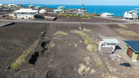 88-1572 Elima Avenue Captain Cook HI 96704