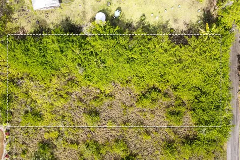 8TH Avenue Keaau HI 96749