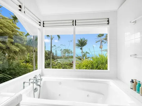 76-5807 Hookahi Street Holualoa HI 96725