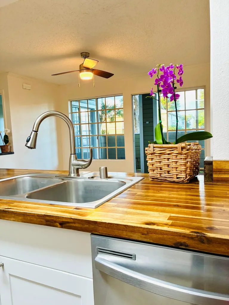 68-3883 Lua Kula Street Waikoloa HI 96738