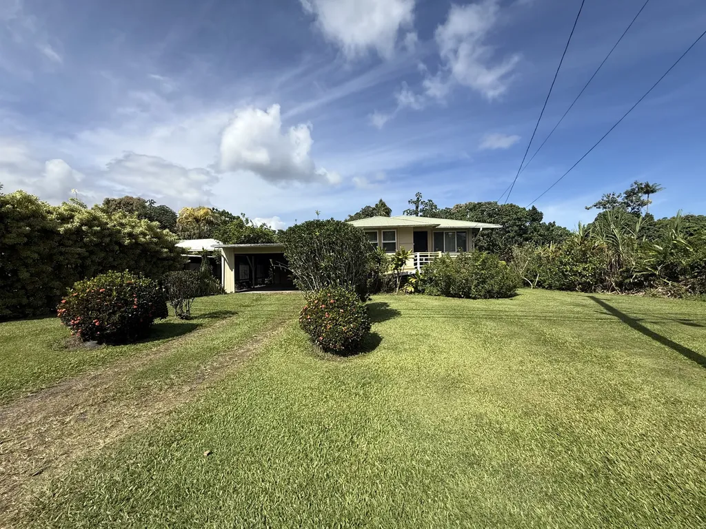 16-740 Milo Street Keaau HI 96760