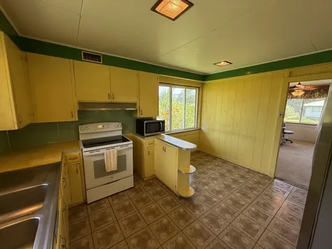 16-740 Milo Street Keaau HI 96760