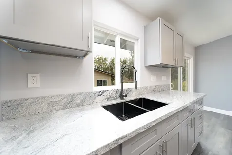 11-3115 Mokuna Street Volcano HI 96785