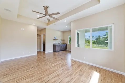 15-1632 15th Avenue Keaau HI 96749