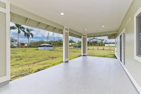 15-1632 15th Avenue Keaau HI 96749