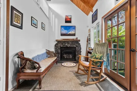 11-3895 5th Street Volcano HI 96785