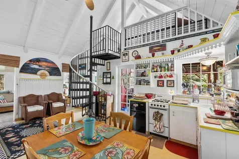 11-3895 5th Street Volcano HI 96785