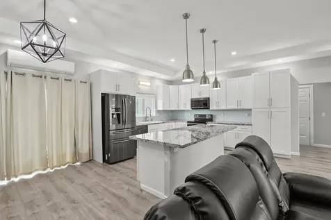 901 Kukuau Street Hilo HI 96720