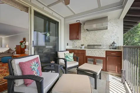 68-1122 Na Ala Hele Road Kamuela HI 96743