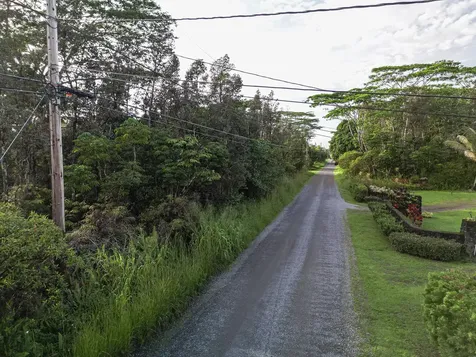 8TH Avenue Keaau HI 96749