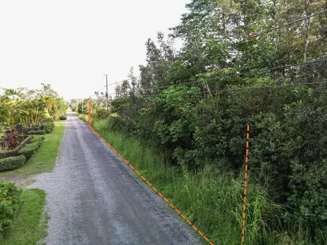 8TH Avenue Keaau HI 96749