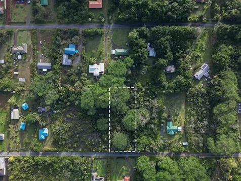 8TH Avenue Keaau HI 96749