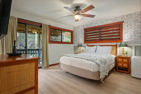 82-6289 Kahauloa Street Captain Cook HI 96704