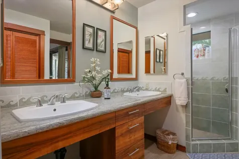 82-6289 Kahauloa Street Captain Cook HI 96704