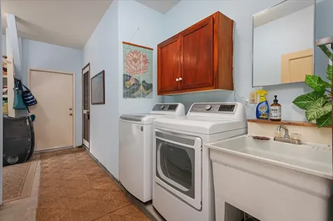 82-6289 Kahauloa Street Captain Cook HI 96704