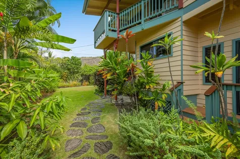 82-6289 Kahauloa Street Captain Cook HI 96704