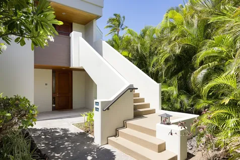 68-1050 Mauna Lani Point Kamuela HI 96743