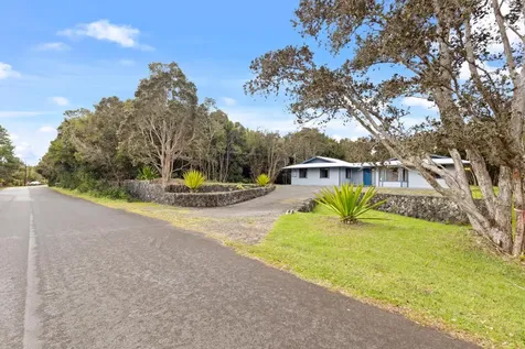 99-1817 Painiu Loop Volcano HI 96785