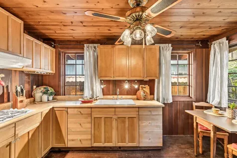 25-35 Ua Nahele Street Hilo HI 96720