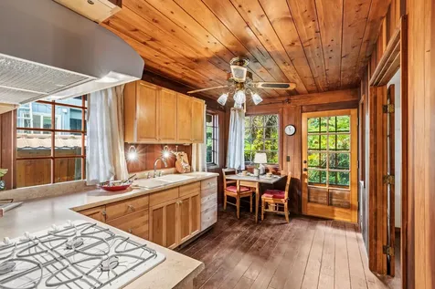 25-35 Ua Nahele Street Hilo HI 96720