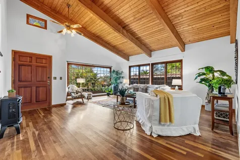 25-35 Ua Nahele Street Hilo HI 96720