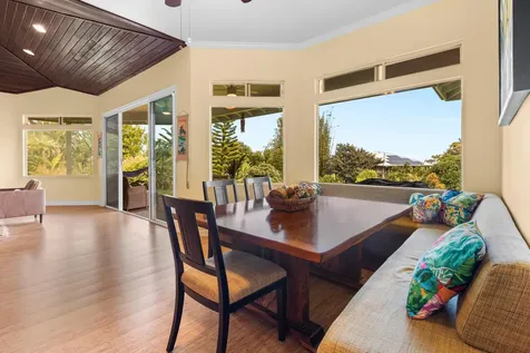 28-256 Akaka Falls Road Pepeekeo HI 96728