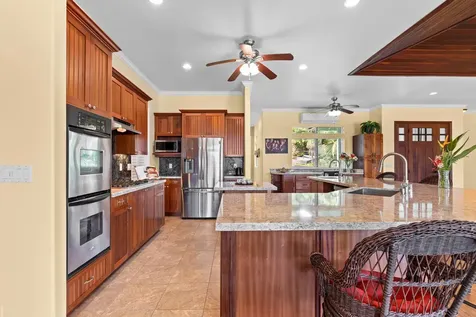 28-256 Akaka Falls Road Pepeekeo HI 96728