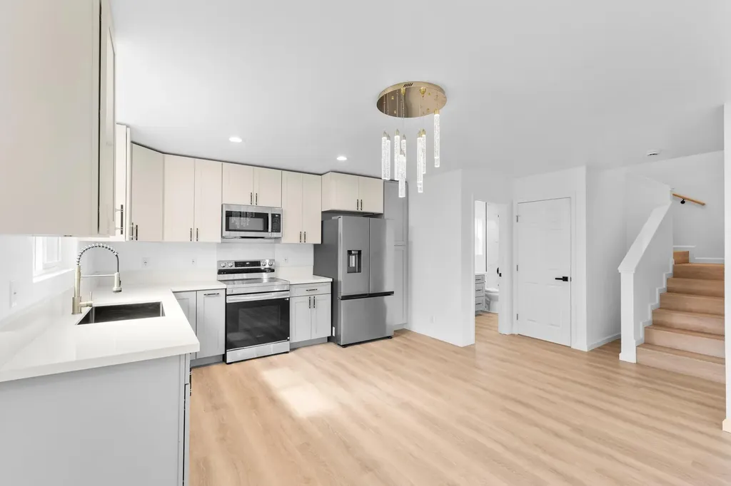 16-1954 King Kamehameha Boulevard Kurtistown HI 96760