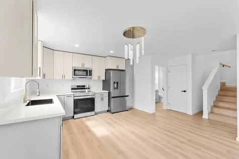 16-1954 King Kamehameha Boulevard Kurtistown HI 96760