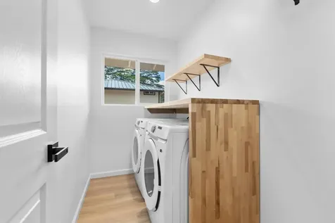 16-1954 King Kamehameha Boulevard Kurtistown HI 96760