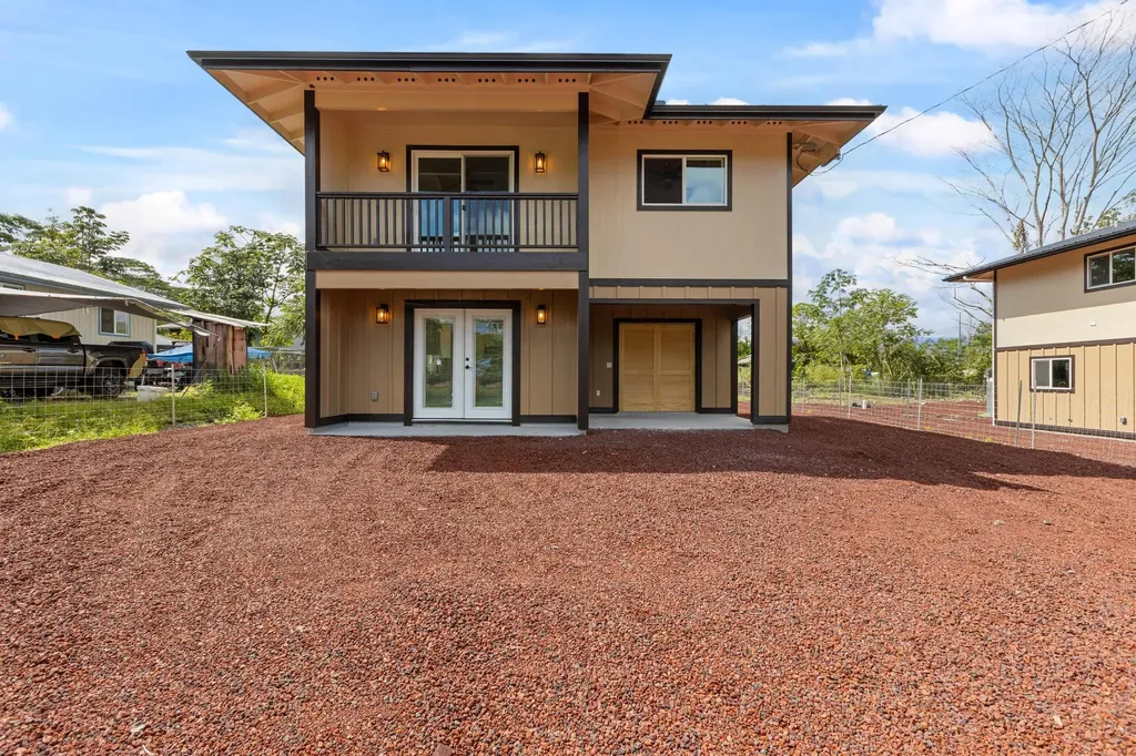 16-1956 King Kamehameha Boulevard Kurtistown HI 96760