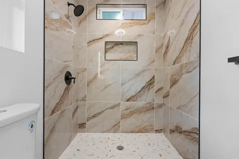 16-1956 King Kamehameha Boulevard Kurtistown HI 96760