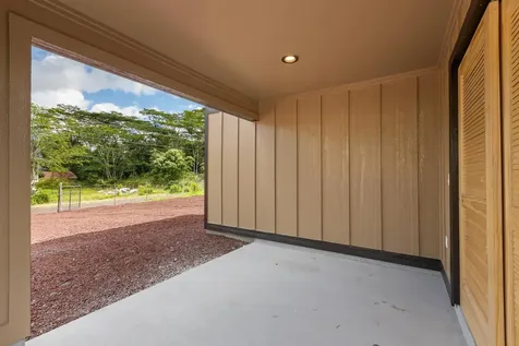 16-1956 King Kamehameha Boulevard Kurtistown HI 96760